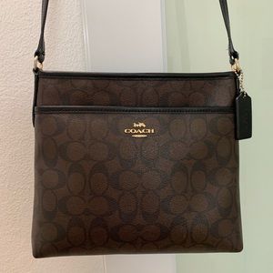 COACH crossbody file signature handbag